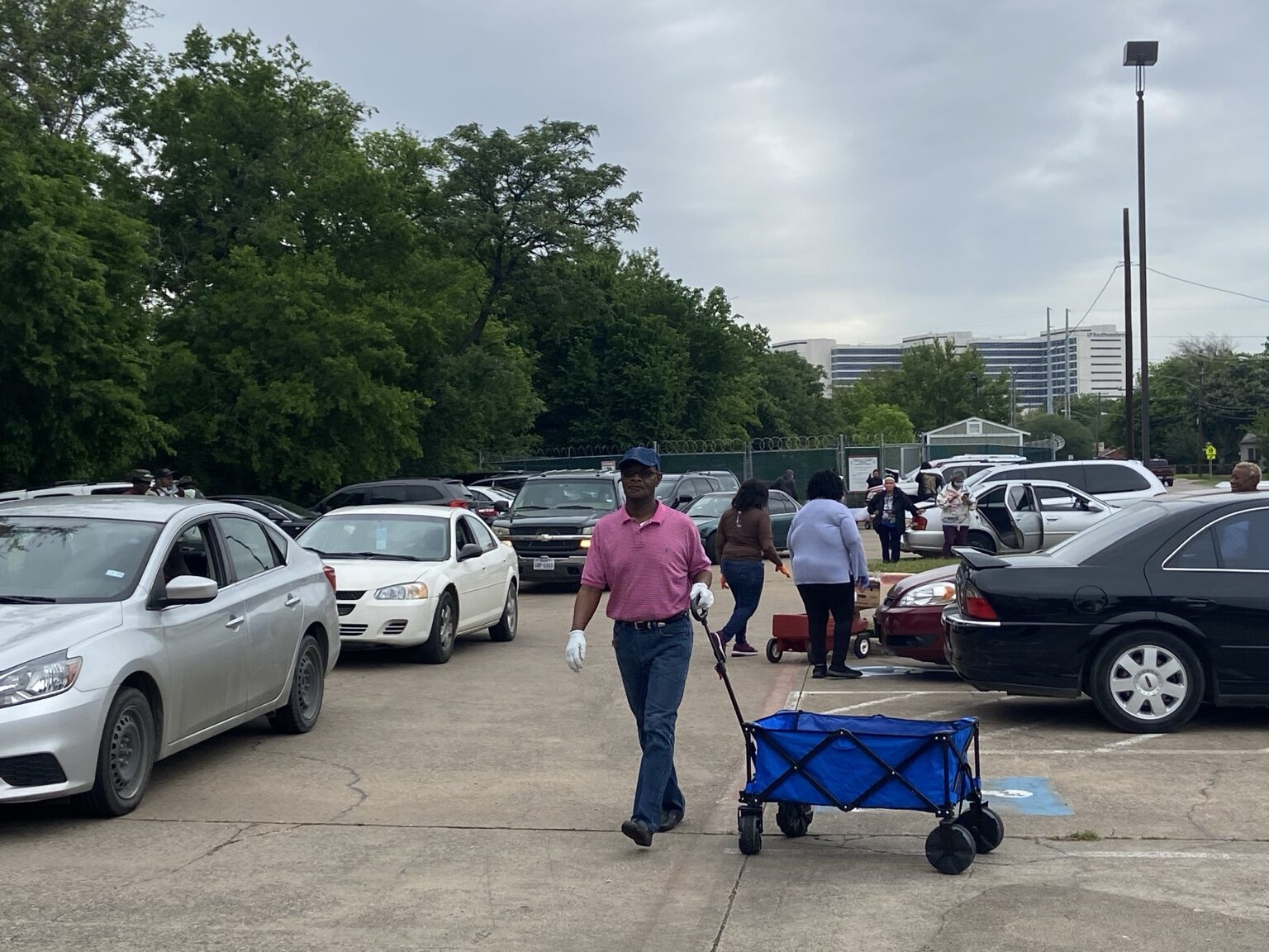 Volunteers serving neighbors through Operation Stomp Out Hunger